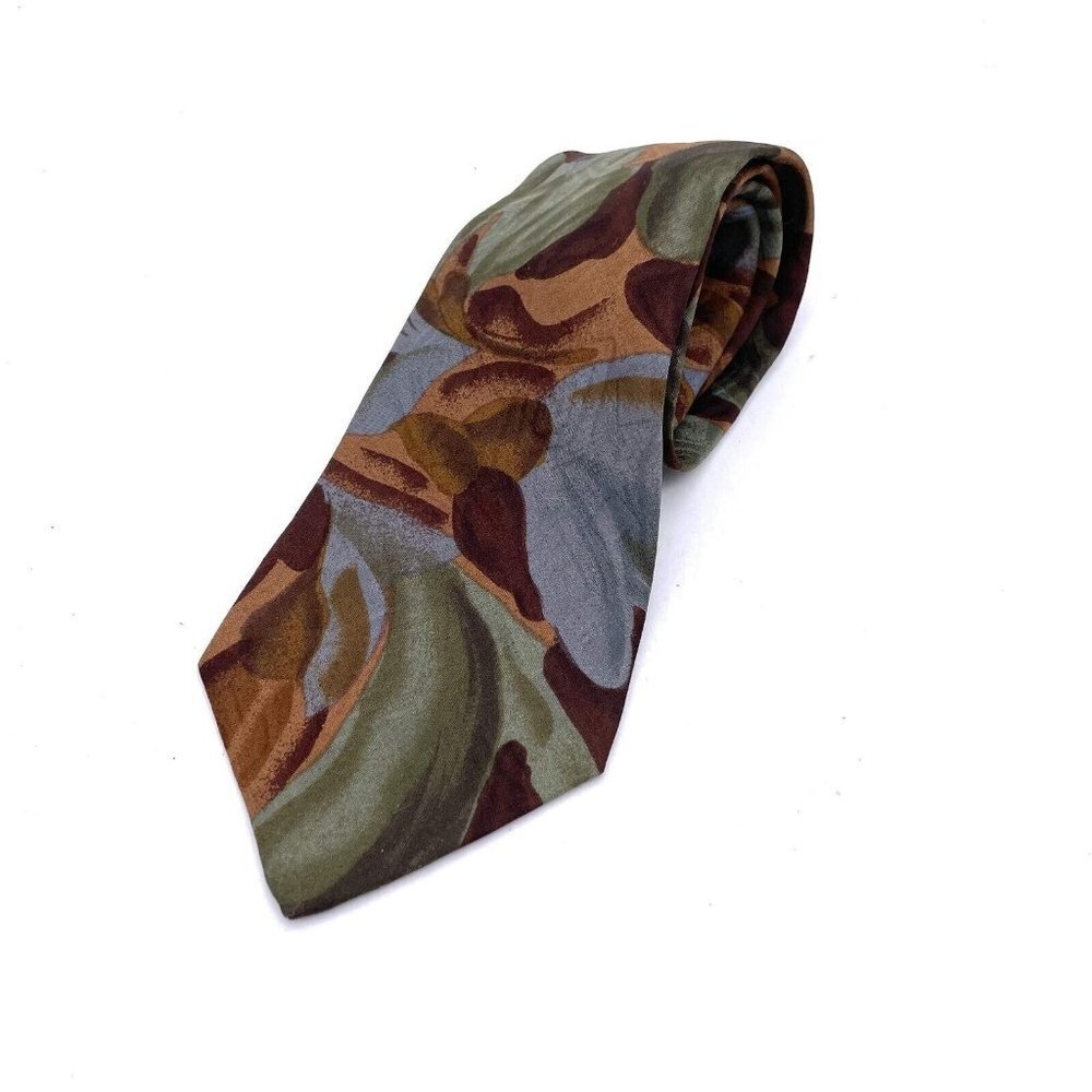 Fendi Men's 100% Silk Necktie Handmade in Italy Multicolor Adjustable